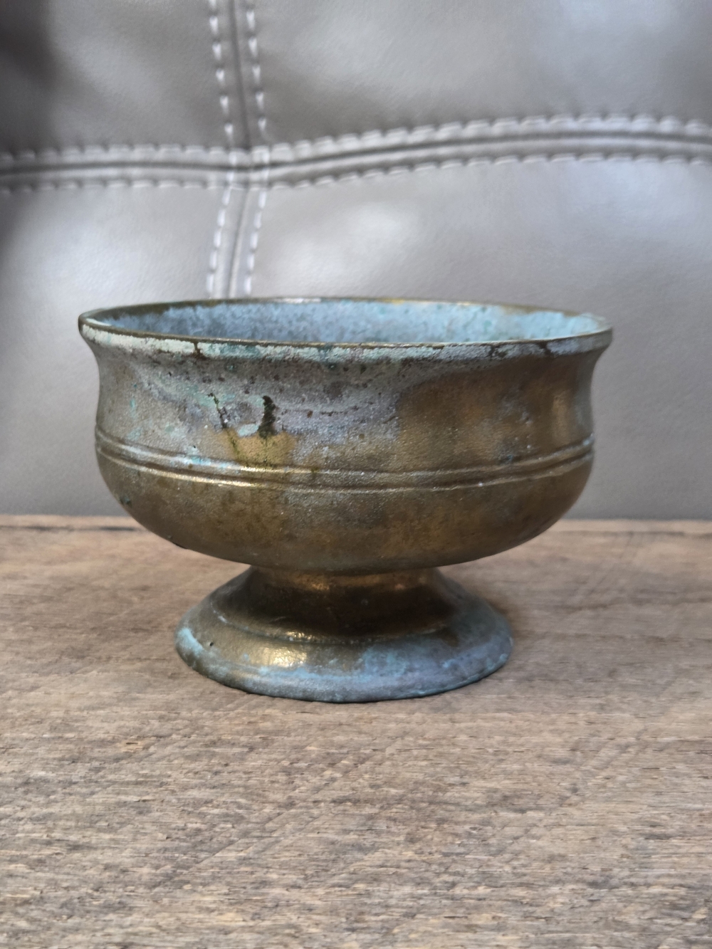 Vintage Mid-Century Brass Footed Bowl with Verdigris Patina Bin 1Q